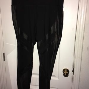 NWT Livi active sculpting leggings size 22/24